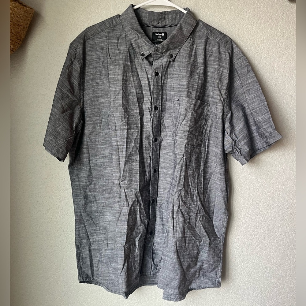 Hurley Men's Gray Short Sleeve Classic Fit Button Down